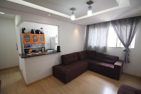 Sala de apartamento para alugar com 2 quartos, 48m² em Milionários, Belo Horizonte