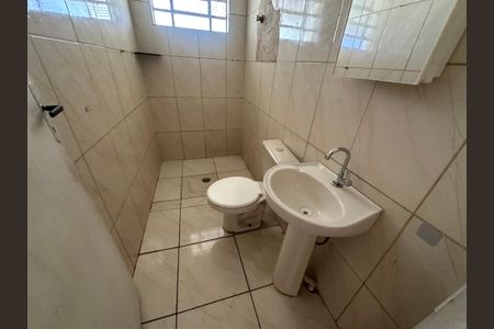 Banheiro de casa para alugar com 1 quarto, 65m² em Jardim Esperanca, Barueri