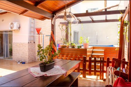 Apartamento para alugar com 190m², 3 quartos e 2 vagas Apartamento para alugar com 190m², 3 quartos e 2 vagasÁrea comum