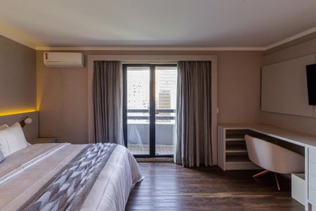 Studio de kitnet/studio para alugar com 1 quarto, 31m² em Cidade Jardim, São Paulo