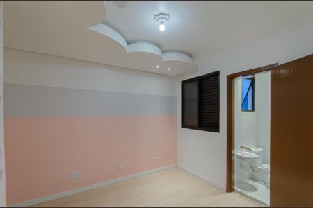 Casa à venda com 250m², 4 quartos e 1 vagaSuíte 3