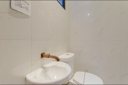 Casa à venda com 250m², 4 quartos e 1 vagaBanheiro da Suíte 3