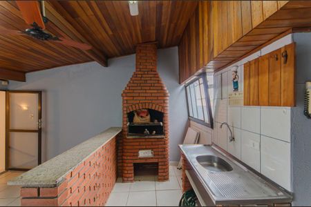 Casa à venda com 250m², 4 quartos e 1 vagaÁrea comum - Churrasqueira