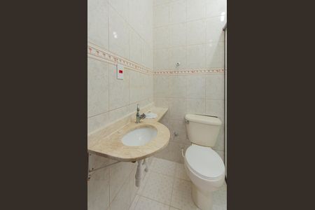 Casa à venda com 250m², 4 quartos e 1 vagaBanheiro da Suíte 2