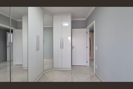 Apartamento à venda com 127m², 3 quartos e 2 vagasQuarto 