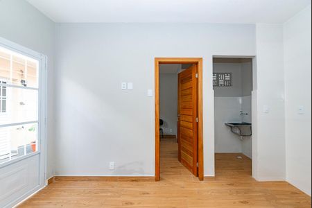 Casa para alugar com 25m², 1 quarto e sem vaga Casa para alugar com 25m², 1 quarto e sem vagaSala/Cozinha