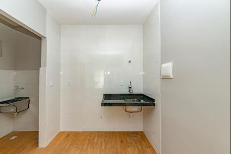 Casa para alugar com 25m², 1 quarto e sem vaga Casa para alugar com 25m², 1 quarto e sem vagaSala/Cozinha