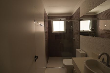 Casa de condomínio para alugar com 210m², 2 quartos e 5 vagasBanheiro da Suíte