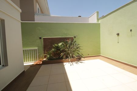 Casa de condomínio para alugar com 210m², 2 quartos e 5 vagasÁrea Externa