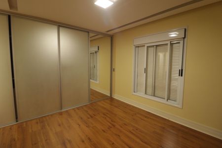 Casa de condomínio para alugar com 210m², 2 quartos e 5 vagasQuarto 2