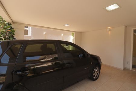 Casa de condomínio para alugar com 210m², 2 quartos e 5 vagasGaragem