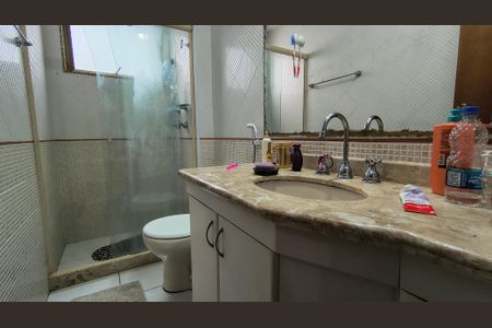 Apartamento à venda com 98m², 3 quartos e 2 vagasBanheiro da Suíte