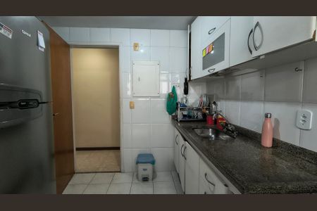 Apartamento à venda com 98m², 3 quartos e 2 vagasCozinha e Área de Serviço