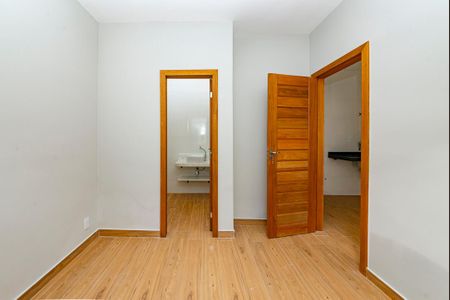 Casa para alugar com 25m², 1 quarto e sem vagaSuíte