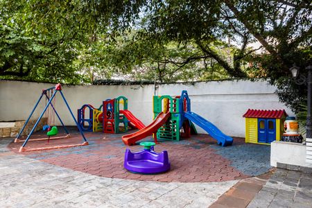 Apartamento à venda com 100m², 2 quartos e 1 vagaPlayground