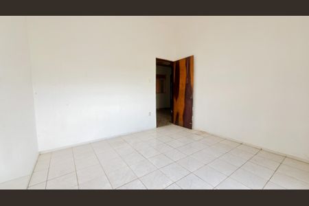 Casa à venda com 228m², 3 quartos e 2 vagasQuarto 2