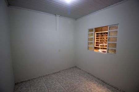 Quarto de kitnet/studio para alugar com 1 quarto, 15m² em Conjunto C, Brasília