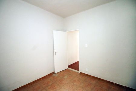 Sala de casa para alugar com 1 quarto, 50m² em Vista Alegre, Rio de Janeiro