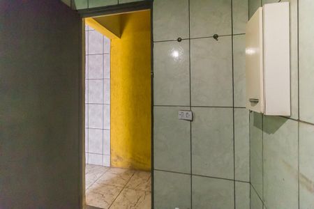 Banheiro de casa para alugar com 1 quarto, 55m² em Jundiapeba, Mogi das Cruzes
