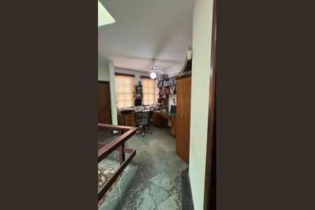 Casa de condomínio à venda com 400m², 4 quartos e 7 vagasEscritório