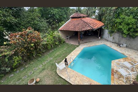 Casa de condomínio à venda com 400m², 4 quartos e 7 vagasPiscina