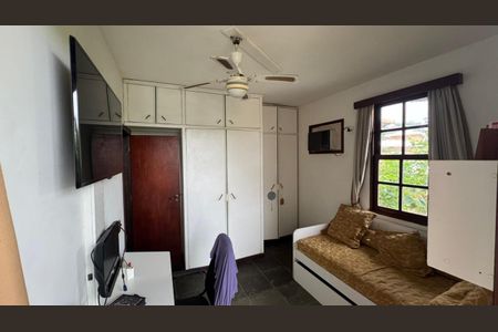 Casa de condomínio à venda com 400m², 4 quartos e 7 vagasQuarto