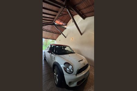 Casa de condomínio à venda com 400m², 4 quartos e 7 vagasGaragem