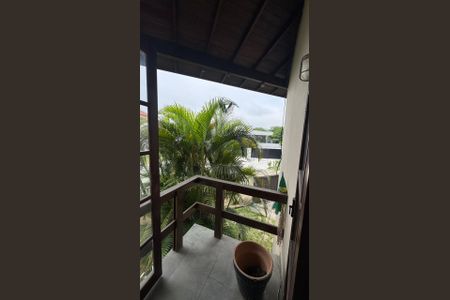 Casa de condomínio à venda com 400m², 4 quartos e 7 vagasVista