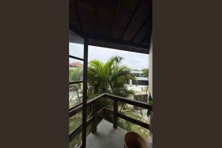 Casa de condomínio à venda com 400m², 4 quartos e 7 vagasVaranda