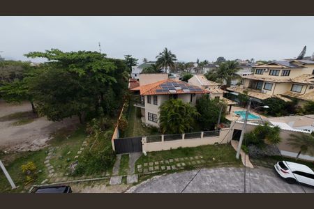 Casa de condomínio à venda com 400m², 4 quartos e 7 vagasVista