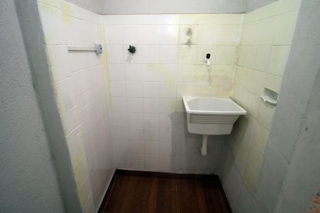 Casa para alugar com 50m², 1 quarto e sem vagaÁrea de Serviço