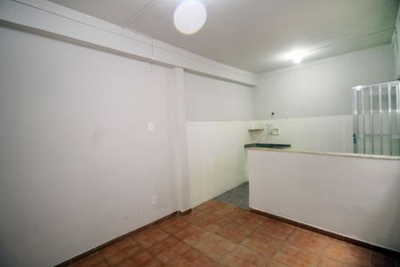 Casa para alugar com 50m², 1 quarto e sem vagaSala