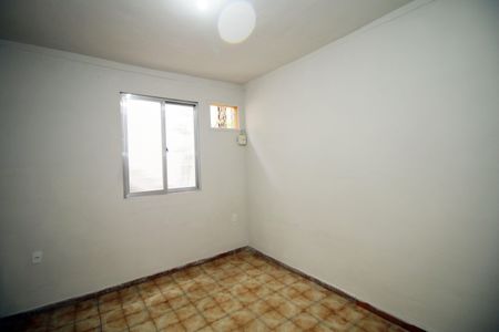 Quarto de casa para alugar com 1 quarto, 50m² em Vista Alegre, Rio de Janeiro