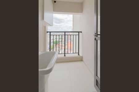 Apartamento para alugar com 75m², 3 quartos e 1 vagaÁrea de Serviço