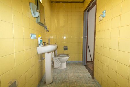 Casa à venda com 500m², 3 quartos e 3 vagasBanheiro 1