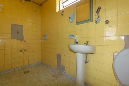 Casa à venda com 500m², 3 quartos e 3 vagasBanheiro 1