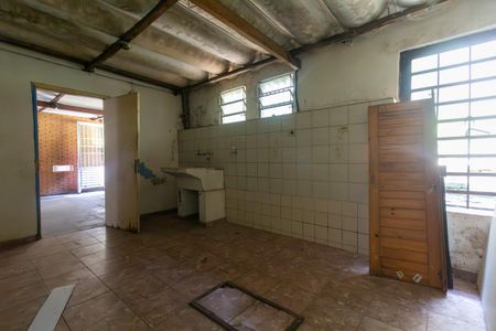 Casa à venda com 500m², 3 quartos e 3 vagasDispensa