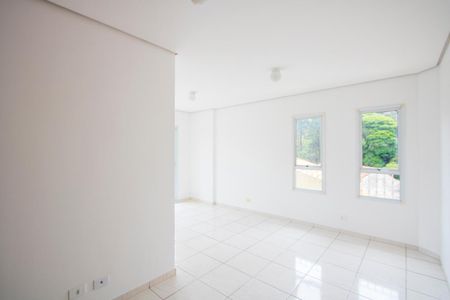 Sala de apartamento para alugar com 3 quartos, 80m² em Jardim, Santo André