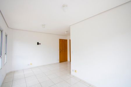 Apartamento para alugar com 80m², 3 quartos e 2 vagasSala