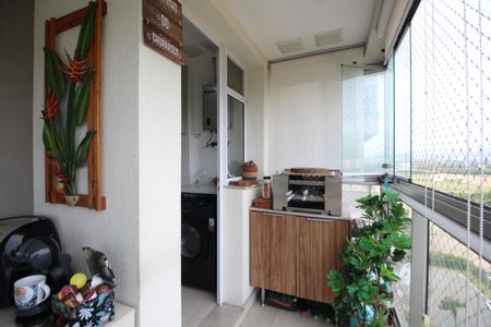 Apartamento à venda com 98m², 3 quartos e 2 vagasVaranda