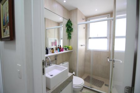 Apartamento à venda com 98m², 3 quartos e 2 vagasBanheiro Social