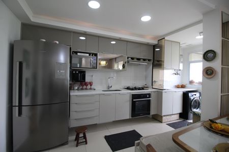 Apartamento à venda com 98m², 3 quartos e 2 vagasCozinha