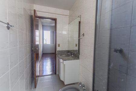 Apartamento à venda com 95m², 3 quartos e 1 vaga Apartamento à venda com 95m², 3 quartos e 1 vagaBanheiro da Suíte