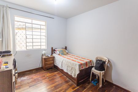 Casa à venda com 400m², 6 quartos e 5 vagasQuarto 4