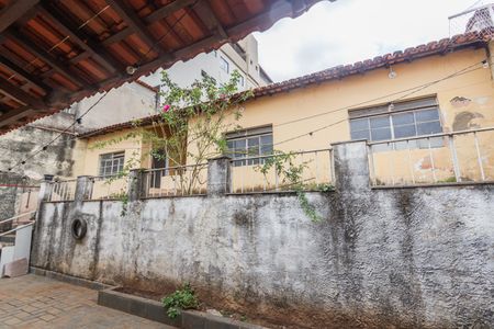 Casa à venda com 400m², 6 quartos e 5 vagasCasa de Fundos