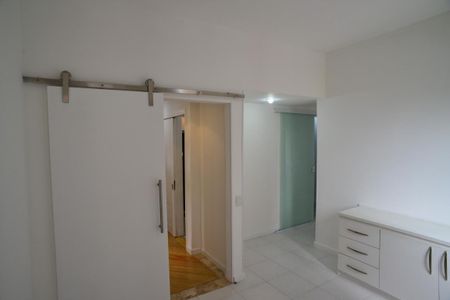 Apartamento para alugar com 137m², 3 quartos e 2 vagasSuíte