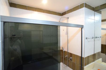 Apartamento para alugar com 137m², 3 quartos e 2 vagasBanheiro Social