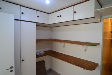 Apartamento para alugar com 137m², 3 quartos e 2 vagasQuarto de Serviço