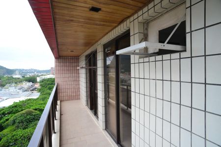 Apartamento para alugar com 137m², 3 quartos e 2 vagasVaranda