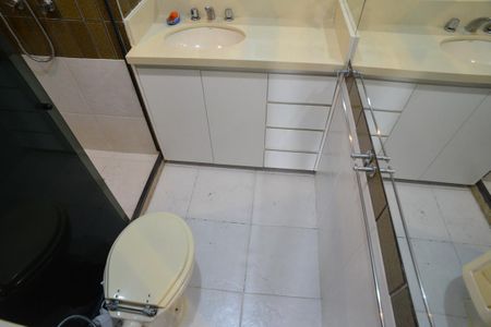 Apartamento para alugar com 137m², 3 quartos e 2 vagasBanheiro Social